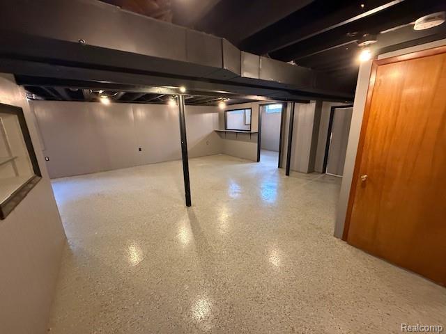 8403 Darlene Street, Warren, MI 48093 — Photo 21