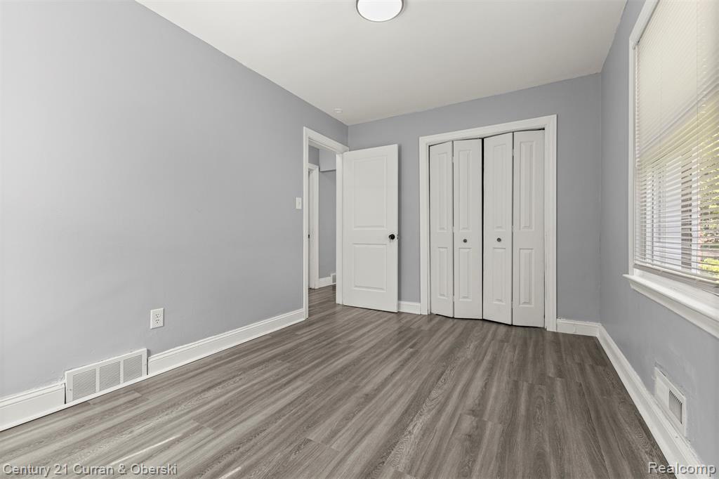 26431 Stollman Drive, Inkster, MI 48141 — Photo 10