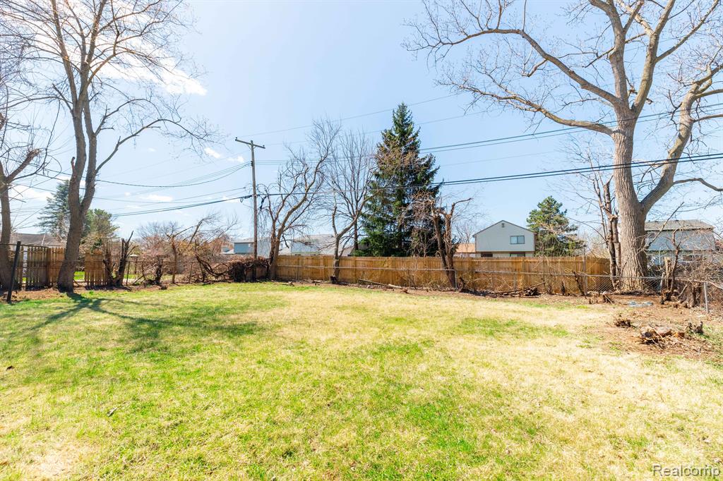 1241 RAMBLING Road, Ypsilanti, MI 48198 — Photo 23