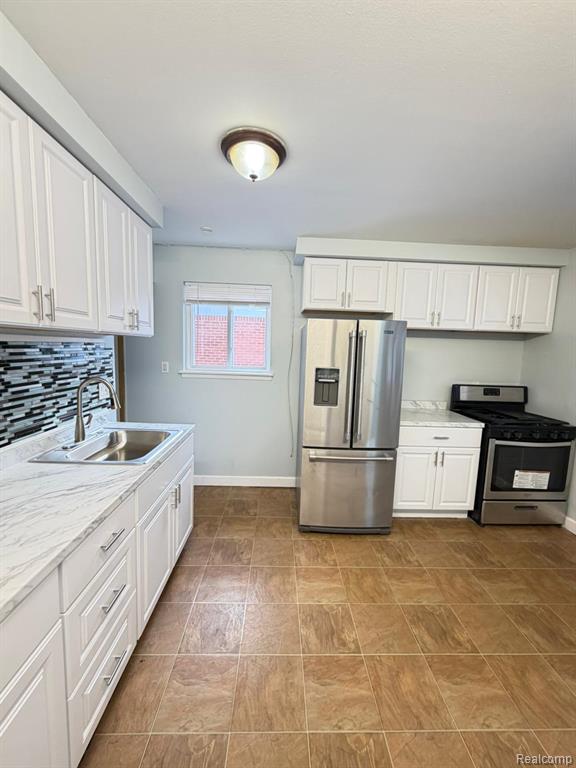 6130 Whitefield Street, Dearborn Heights, MI 48127 — Photo 7