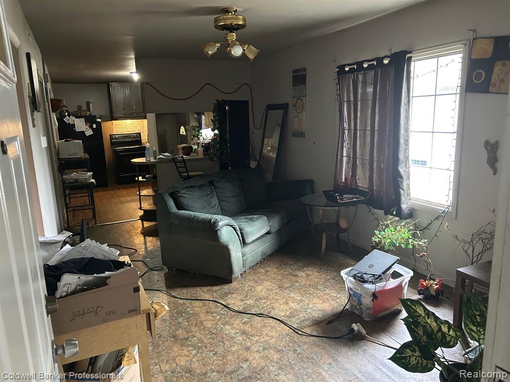 988 Barney Avenue, Flint, MI 48503 — Photo 8