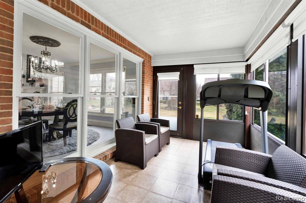 43576 INGLENOOK, Sterling Heights, MI 48314 — Photo 35