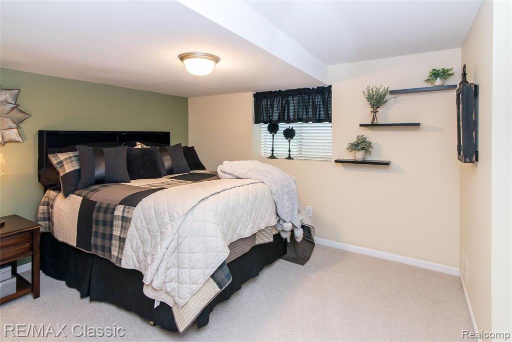 4655 Summer Ridge Drive, 17, Howell, MI 48843 — Photo 12