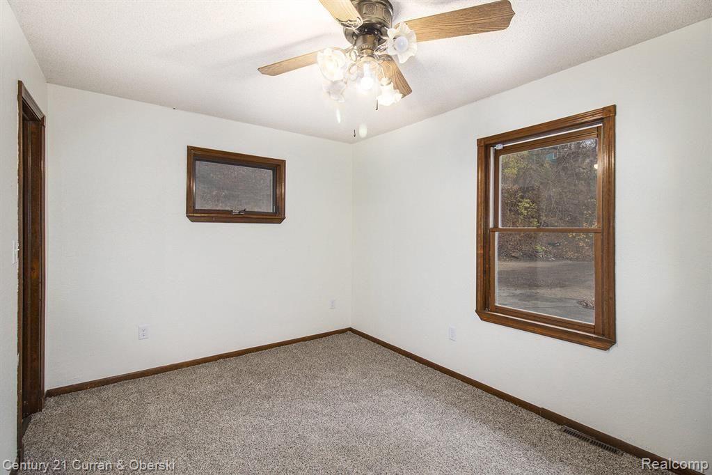 657 LANE Drive, Jackson, MI 49201 — Photo 10