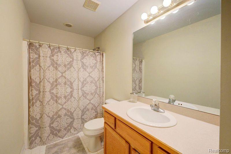 11417 TALL SHADOWS, Pinckney, MI 48169 — Photo 25