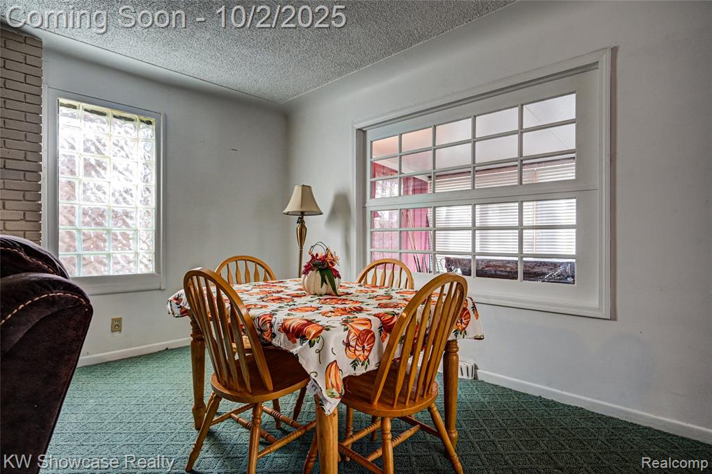 5596 Eldridge Drive, Waterford, MI 48327 — Photo 11