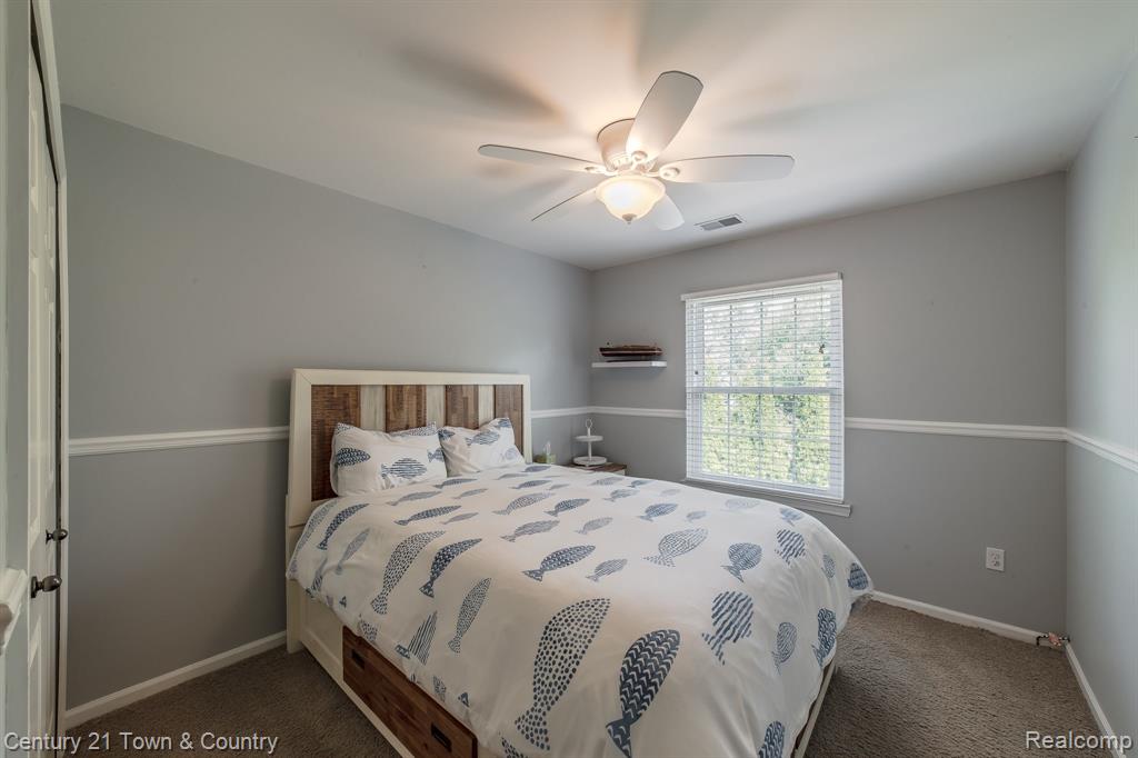 1032 SHIAWASSEE Circle, Howell, MI 48843 — Photo 26