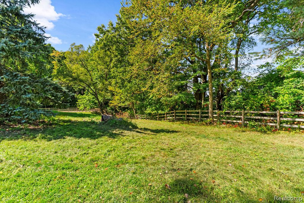 2715 Cullen Road, Howell, MI 48855 — Photo 67