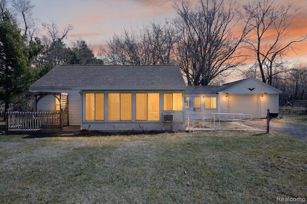 161 Bailey Drive, Adrian, MI 49221 — front exterior