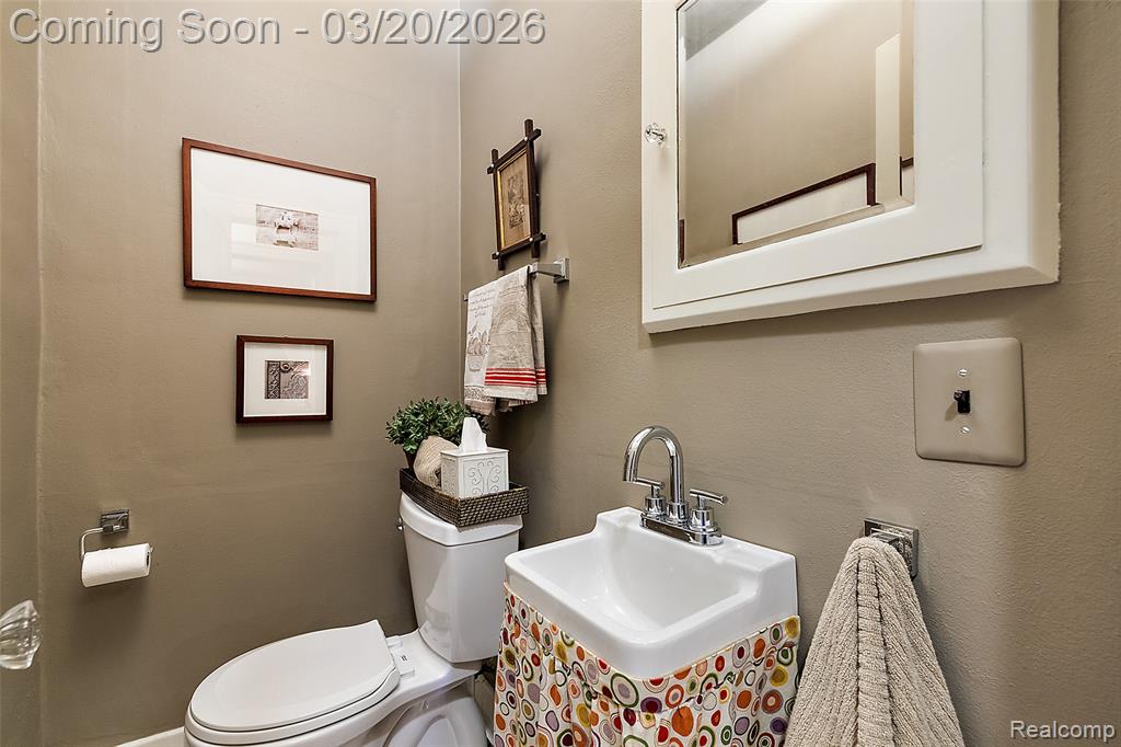 16811 Plainview Avenue, Detroit, MI 48219 — Photo 12