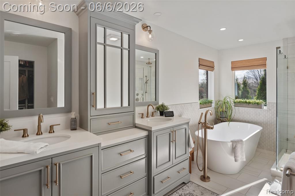 2167 Mayfair Drive, White Lake, MI 48383 — Photo 19