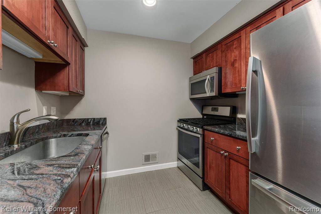 602 Millard Avenue, Royal Oak, MI 48073 — Photo 13