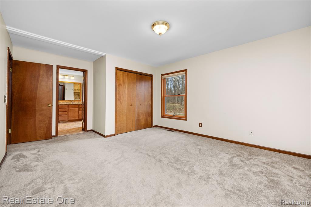 4921 Crestview Drive, Clarkston, MI 48348 — Photo 30