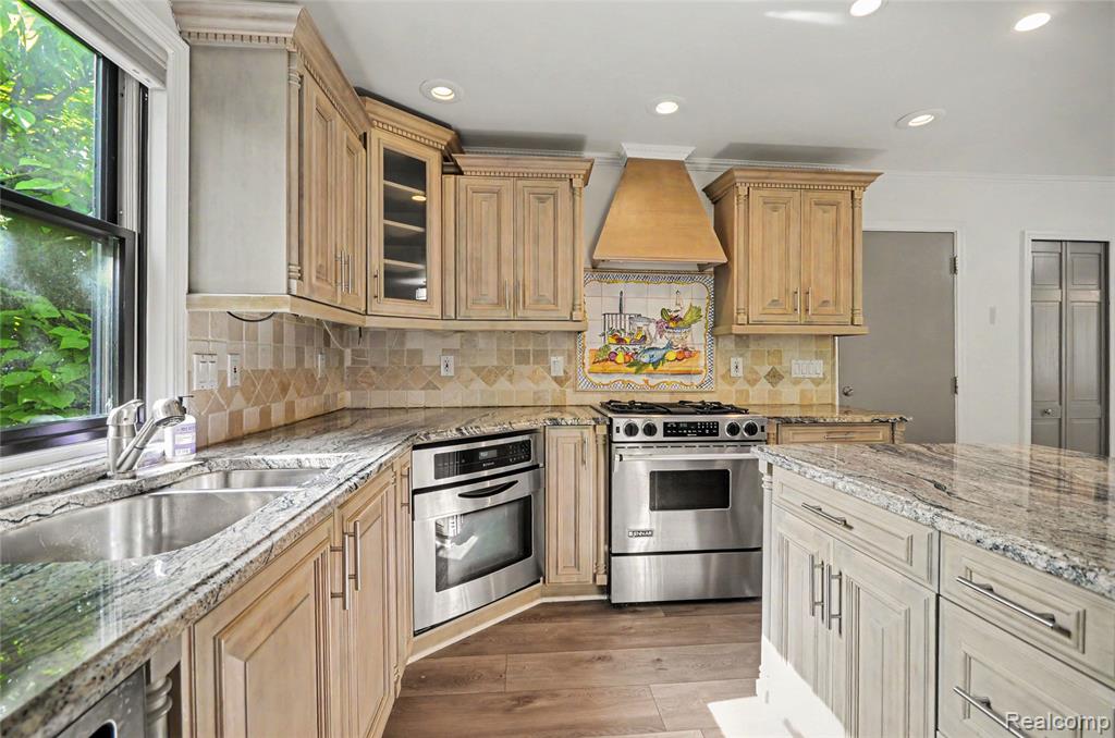 615 Davis Avenue, Birmingham, MI 48009 — Photo 14