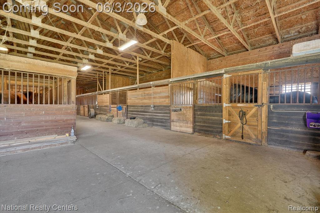 864 E Lovejoy Road, Byron, MI 48418 — Photo 30