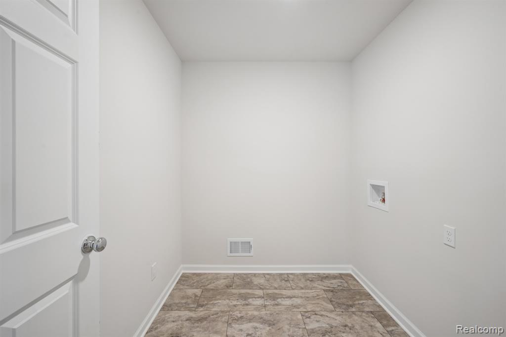 34395 Starling, Chesterfield, MI 48047 — Photo 25