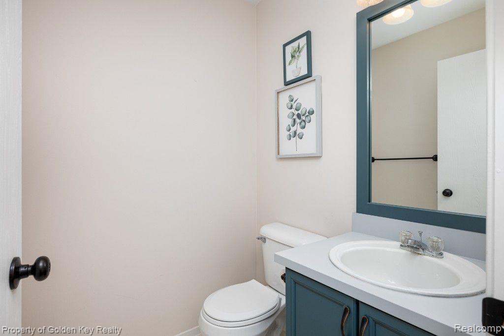 573 WINWOOD, Unit 34, Walled Lake, MI 48390 — Photo 11