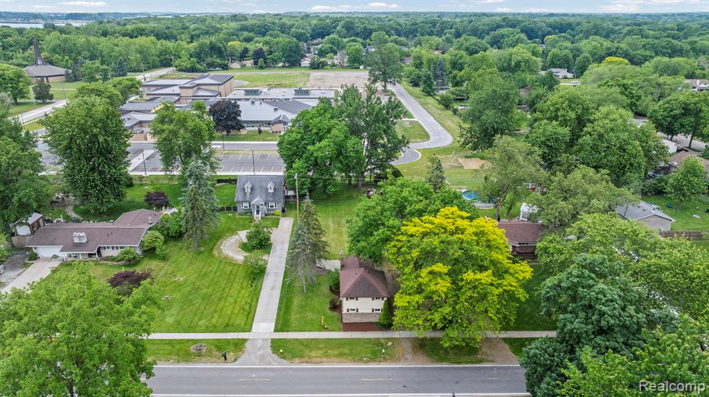 7993 CHURCH Road, Grosse Ile, MI 48138 — Photo 29