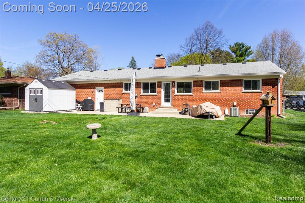 22803 Manning Street, Farmington, MI 48336 — Photo 42