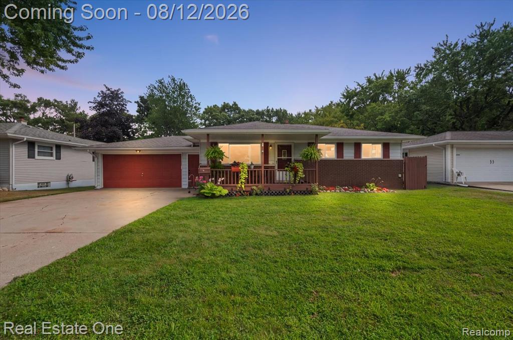 82 Dayton, Oxford, MI 48371
