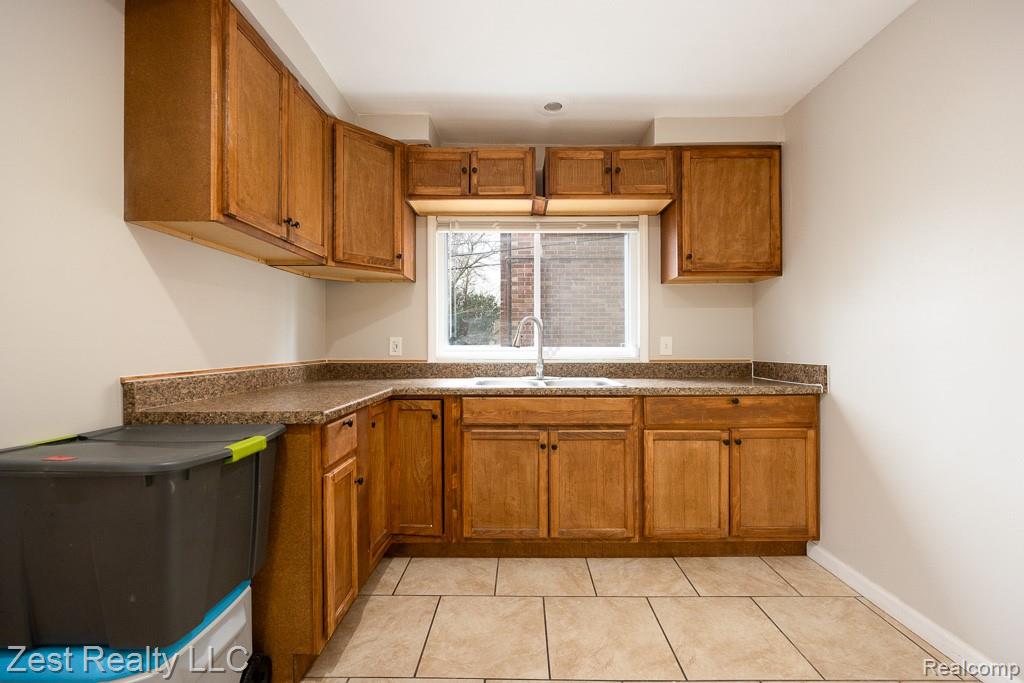 7601 Curtis Street, Detroit, MI 48221 — Photo 20