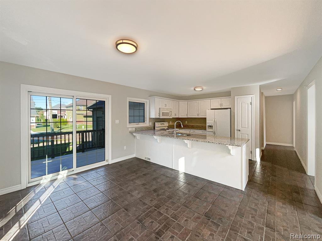 4329 ARETHA Avenue, 2, Detroit, MI 48201 — Photo 2