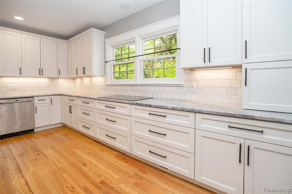 549 W Dunlap Street, Northville, MI 48167 — Photo 15