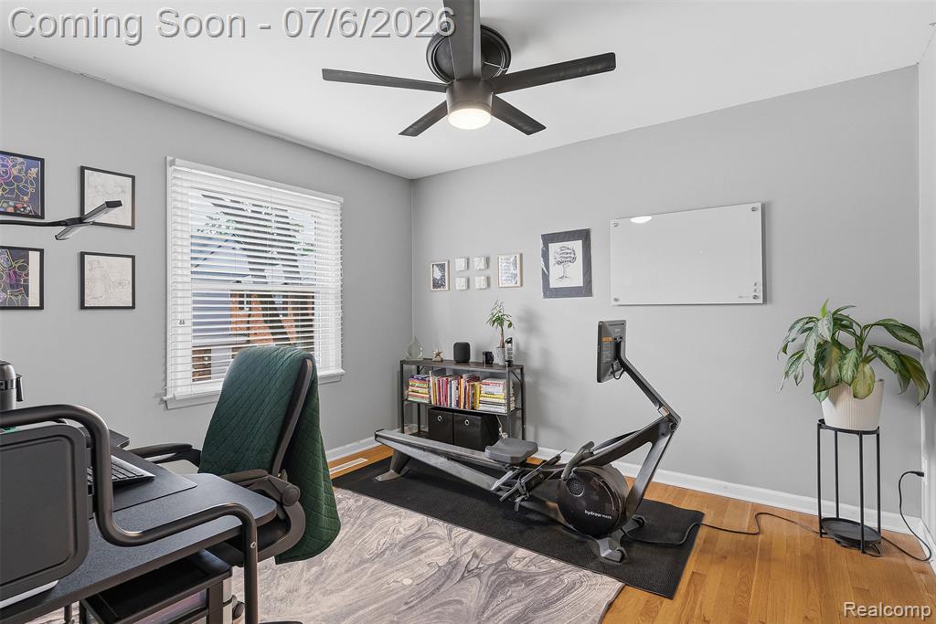 906 E Kearsley Street, Flint, MI 48503 — Photo 20