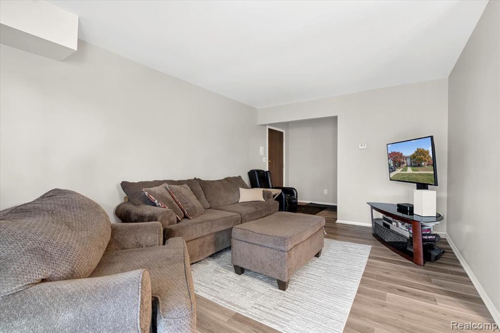 1744 Harrison Avenue, C-8, Trenton, MI 48183 — Photo 3