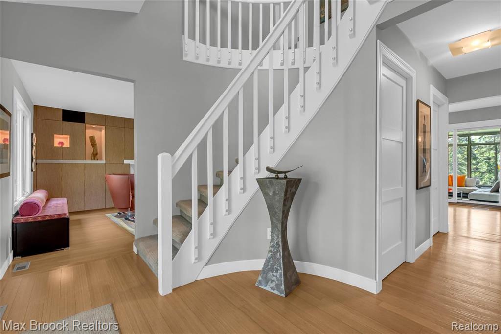 7015 Scenic Ridge Drive, Clarkston, MI — Photo 5
