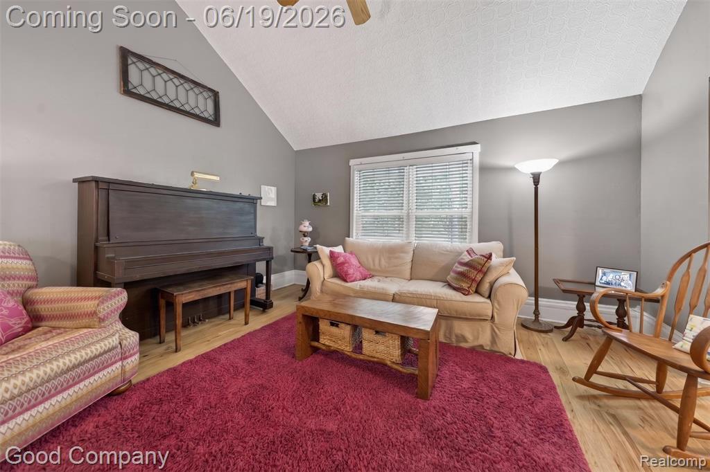 89 S Main Street, Clarkston, MI — Photo 21