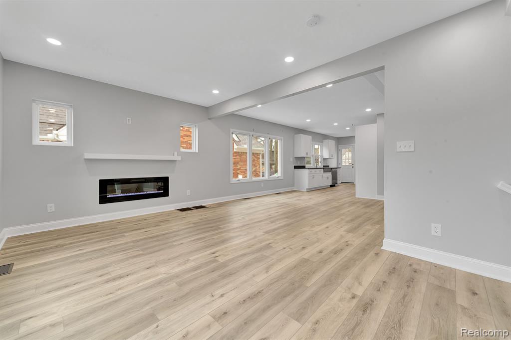 5291 Devonshire Road, Detroit, MI 48224 — Photo 2
