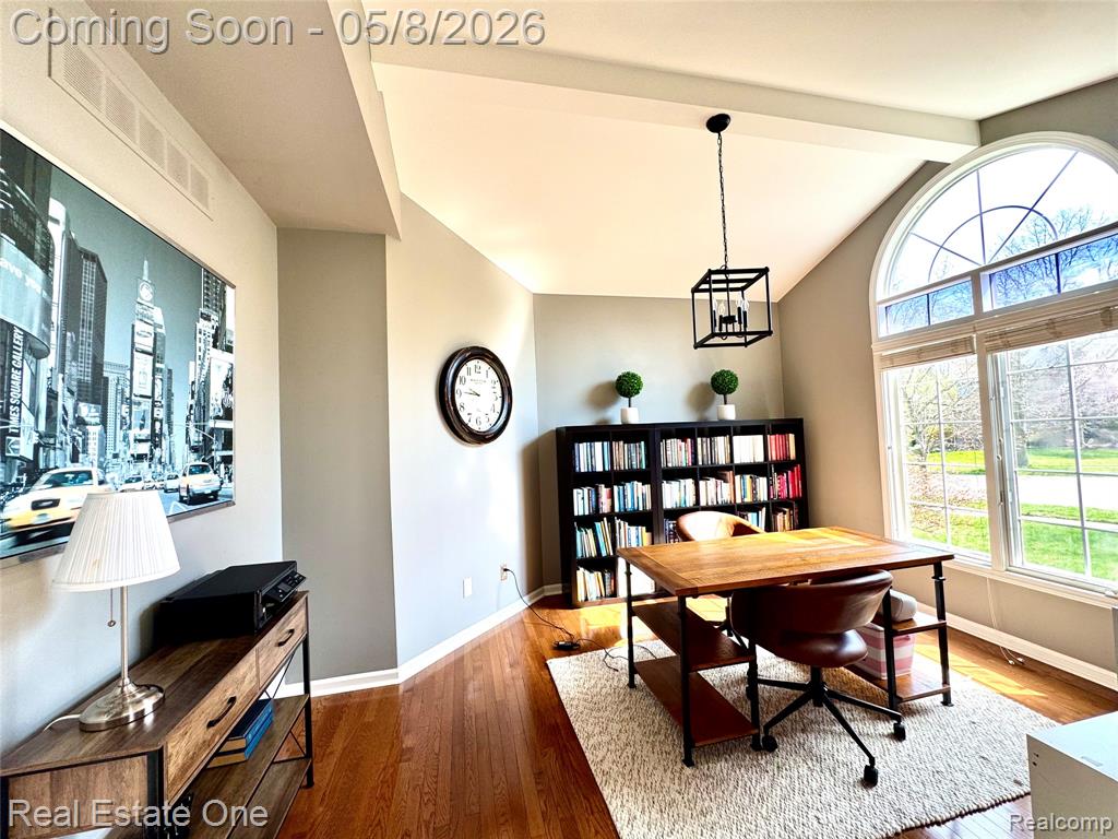 419 Roundview Drive, Rochester, MI 48307 — Photo 9