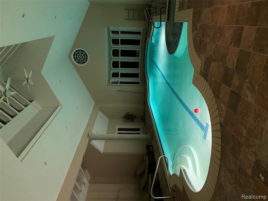 5165 Abbey Road, Rochester, MI, 48306