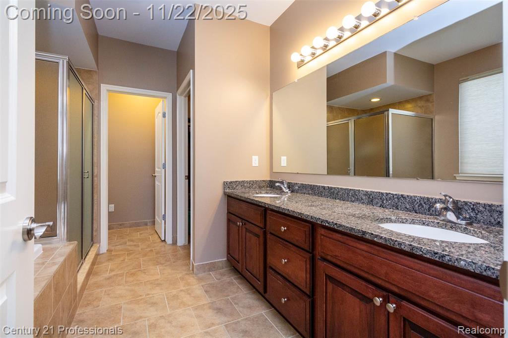 43835 Pheasant Lane, Clinton Twp, MI 48038 — Photo 19