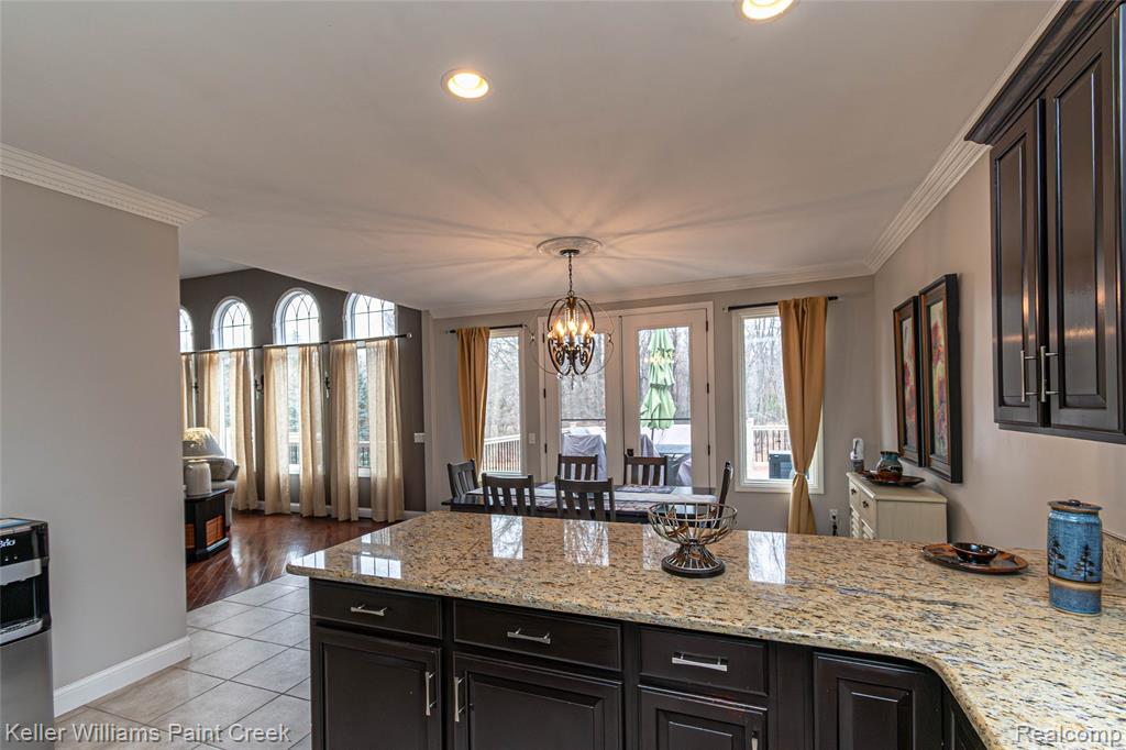 4998 Menominee Lane, Clarkston, MI 48348 — Photo 33