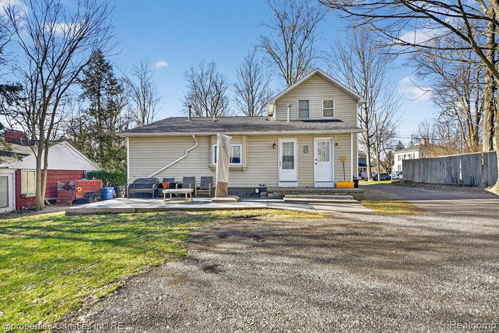 416 Lake Street, Howell, MI 48843 — Photo 28