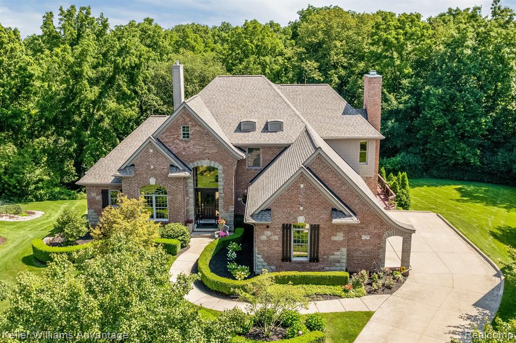 15780 CRYSTAL DOWNS E, Northville, MI 48168 — Photo 2
