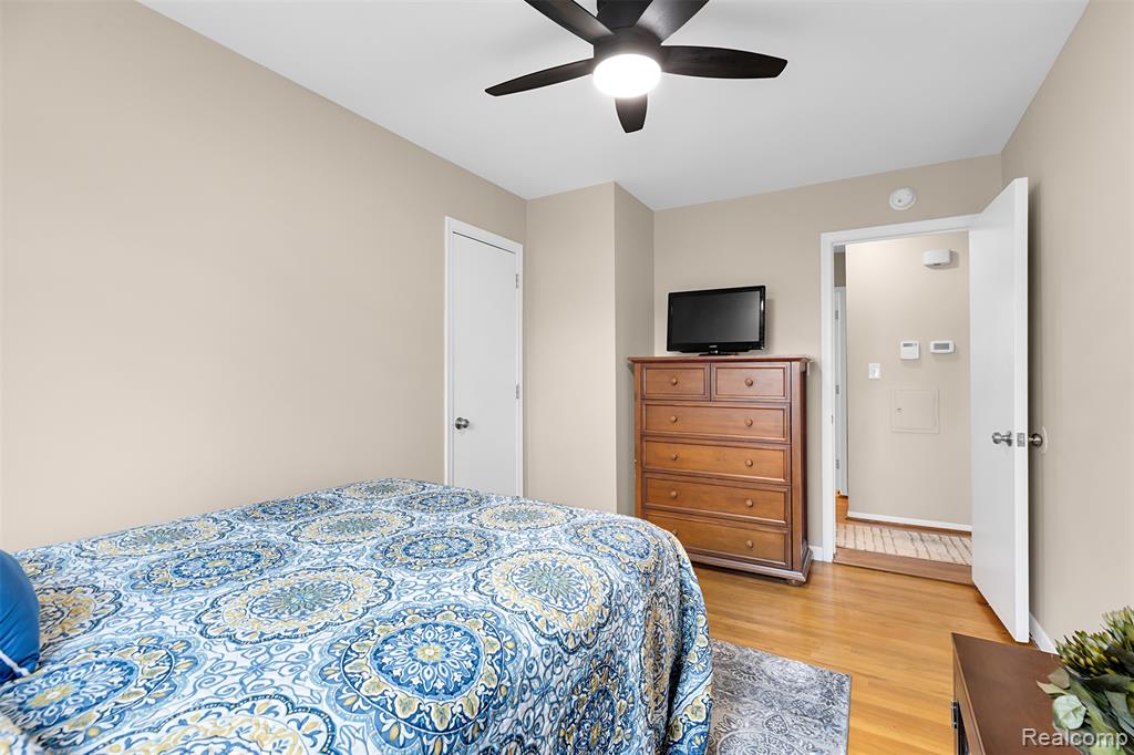 8731 N Hubbard Street, Westland, MI — Photo 15