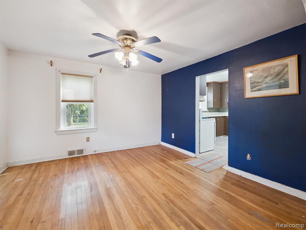 260 S DEXTER Street, Pinckney, MI 48169 — Photo 23
