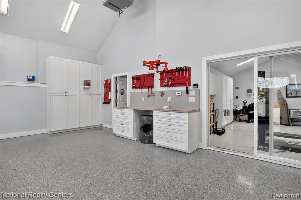 4233 N N Willoway Estates Court, Bloomfield Hills, MI, 48302