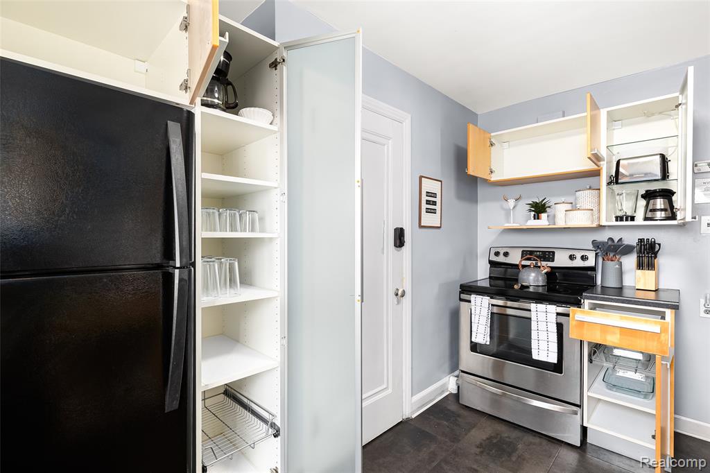 604 W Hudson Avenue, Royal Oak, MI 48067 — Photo 44