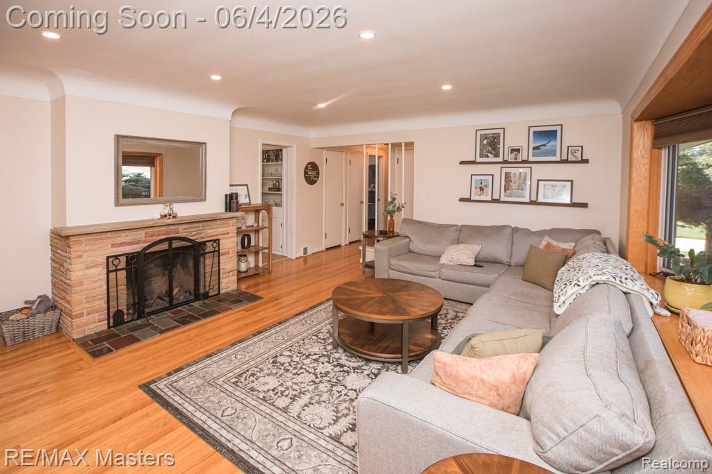 13443 Chestnut Street, Southgate, MI 48195 — Photo 16