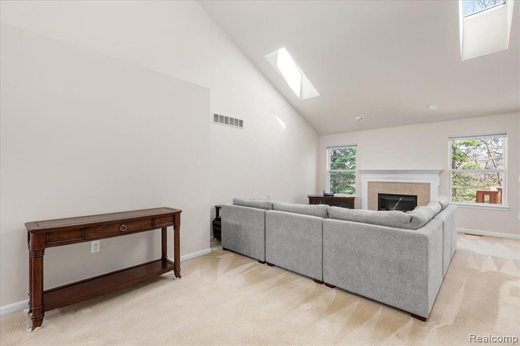 30216 VIEWCREST Drive, Novi, MI 48377 — Photo 10