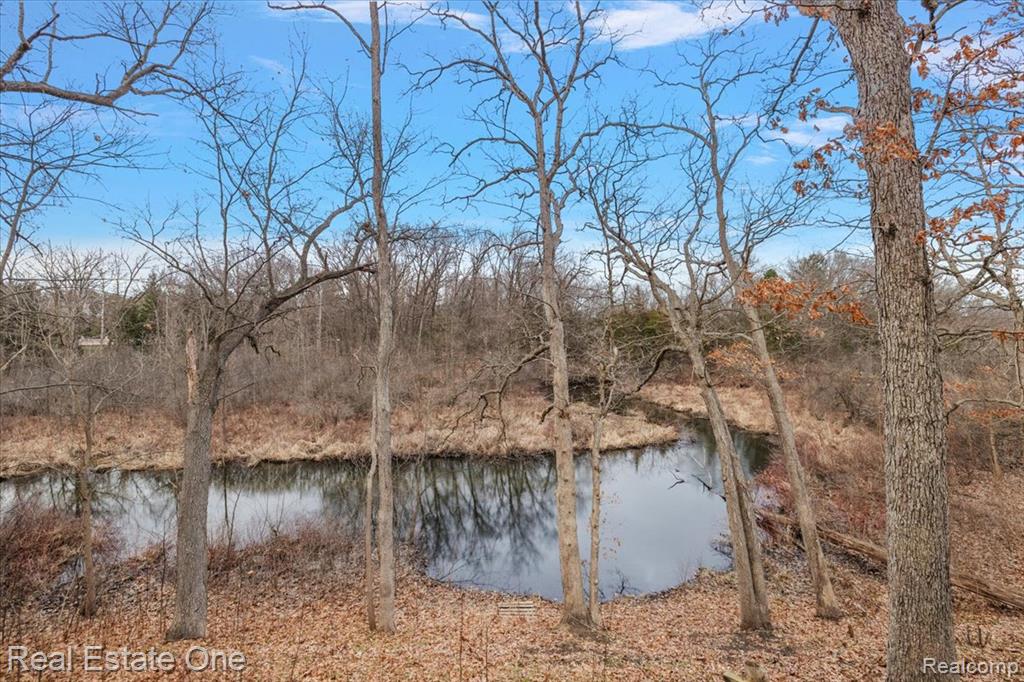 1050 Oxbow Lake Road, White Lake, MI — Photo 15