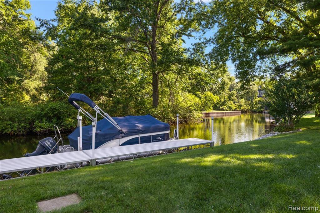 9050 Marilyn Terrace, Commerce Twp, MI 48382 — Photo 48