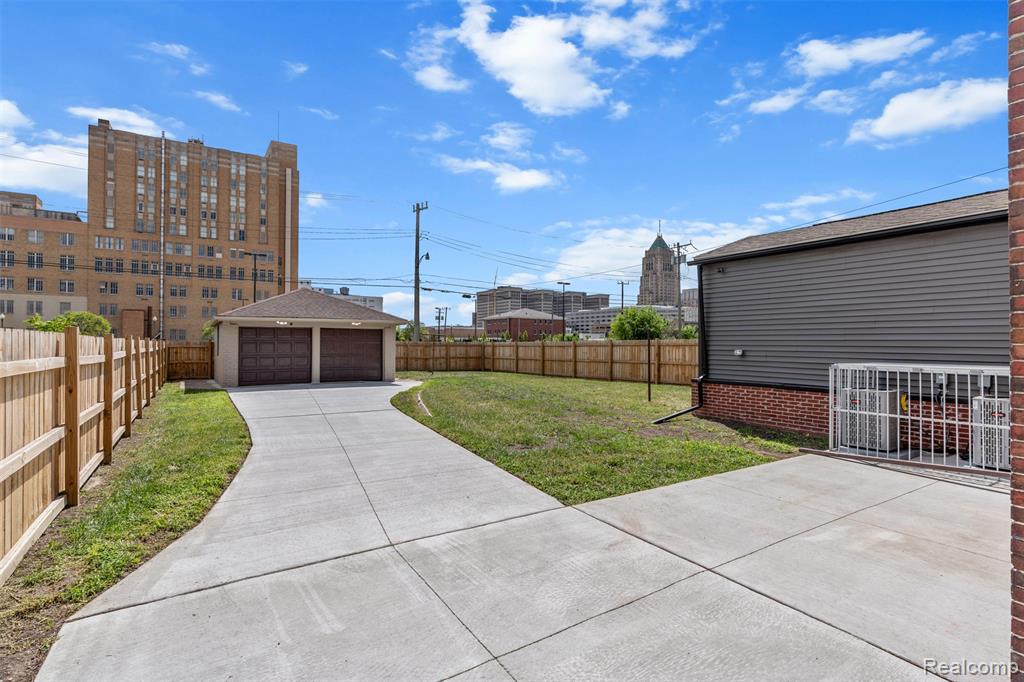 80 Chandler Street, Detroit, MI 48202 — Photo 37