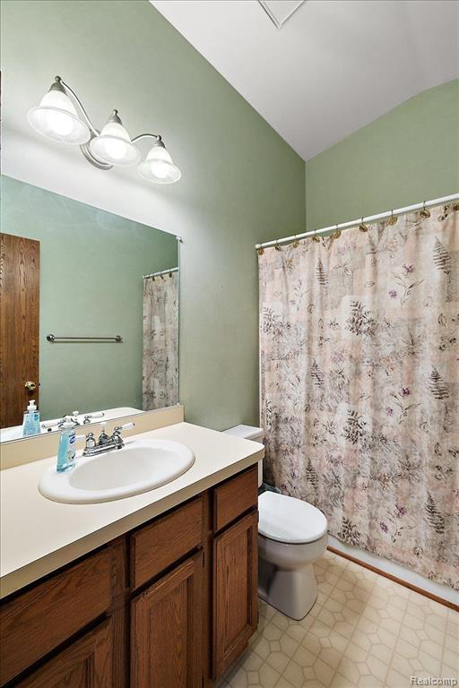 480 Timberwood Trail, Ortonville, MI 48462 — Photo 38