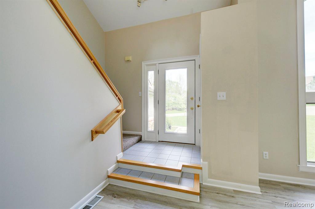 850 VILLAGE PINE Lane, Ortonville, MI 48462 — Photo 18