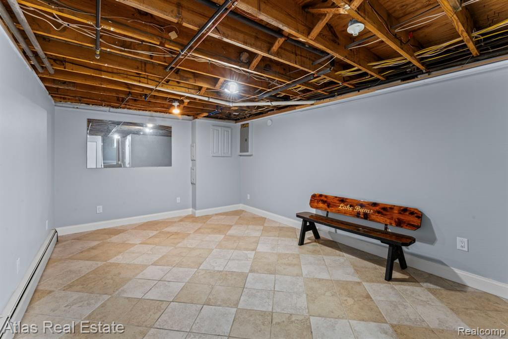 9449 Ridge Road, Goodrich Vlg, MI — Photo 29